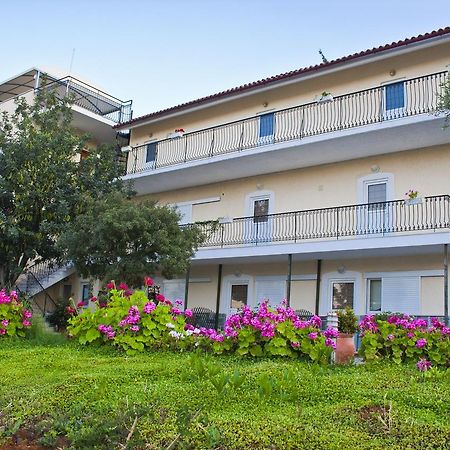 טולון Alonia Studios & Maisonettes מראה חיצוני תמונה