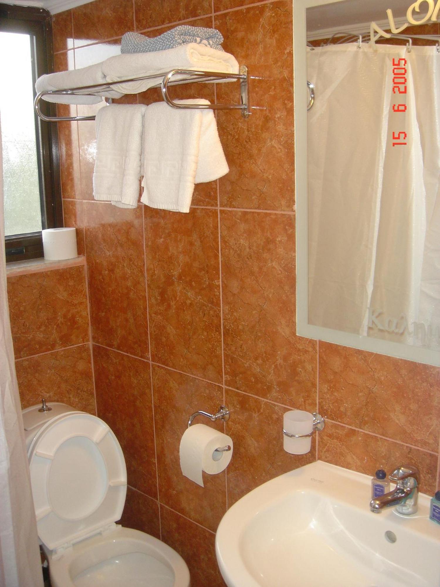 טולון Alonia Studios & Maisonettes מראה חיצוני תמונה