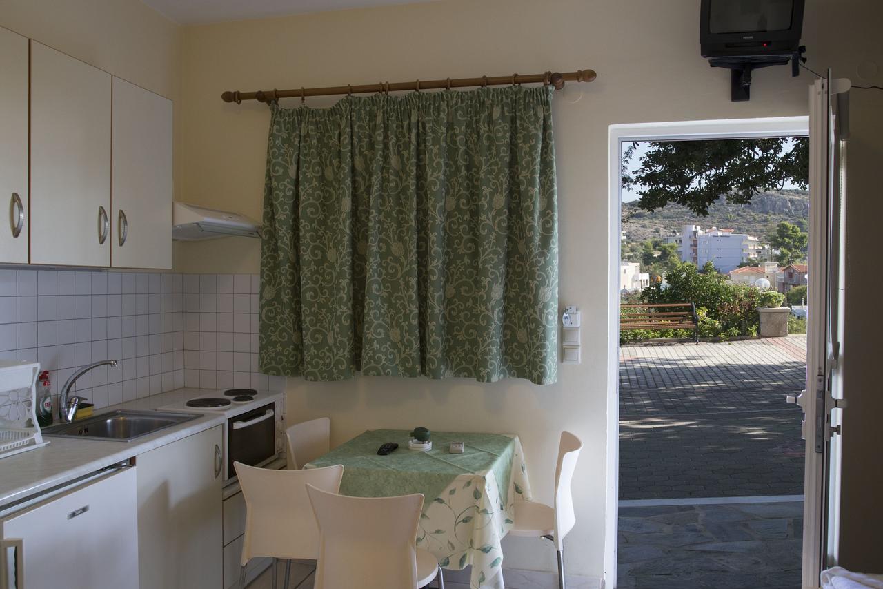 טולון Alonia Studios & Maisonettes מראה חיצוני תמונה